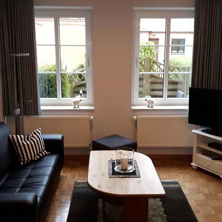 Gaestehaus Nielson, Terrassenwohnung Sommerwind Mit Garten * Petersdorf auf Fehmarn
