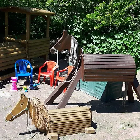 Gaestehaus Nielson, Terrassenwohnung Sommerwind Mit Garten *