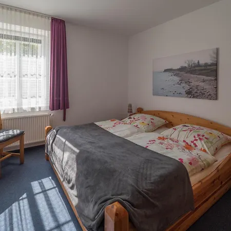 Gaestehaus Nielson, Terrassenwohnung Sommerwind Mit Garten Apartman