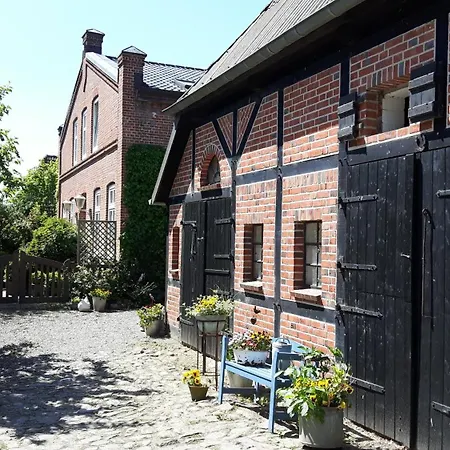 Apartman Gaestehaus Nielson, Terrassenwohnung Sommerwind Mit Garten Petersdorf auf Fehmarn